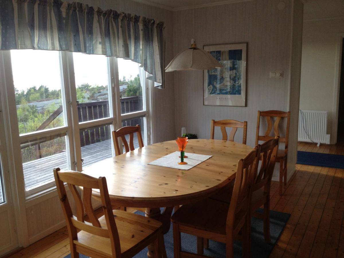Kaellviken Semesterby Stromstad Room photo